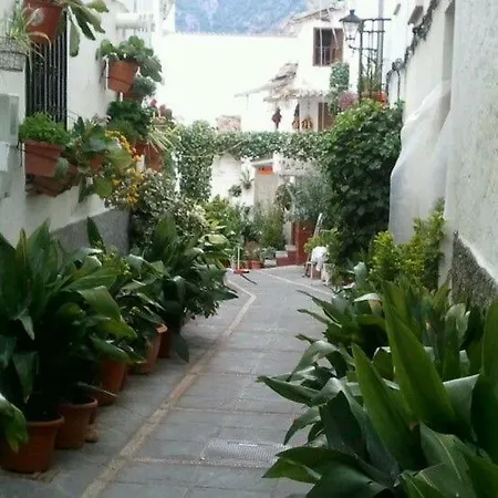 Casa San Tomas Holiday home Guejar Sierra
